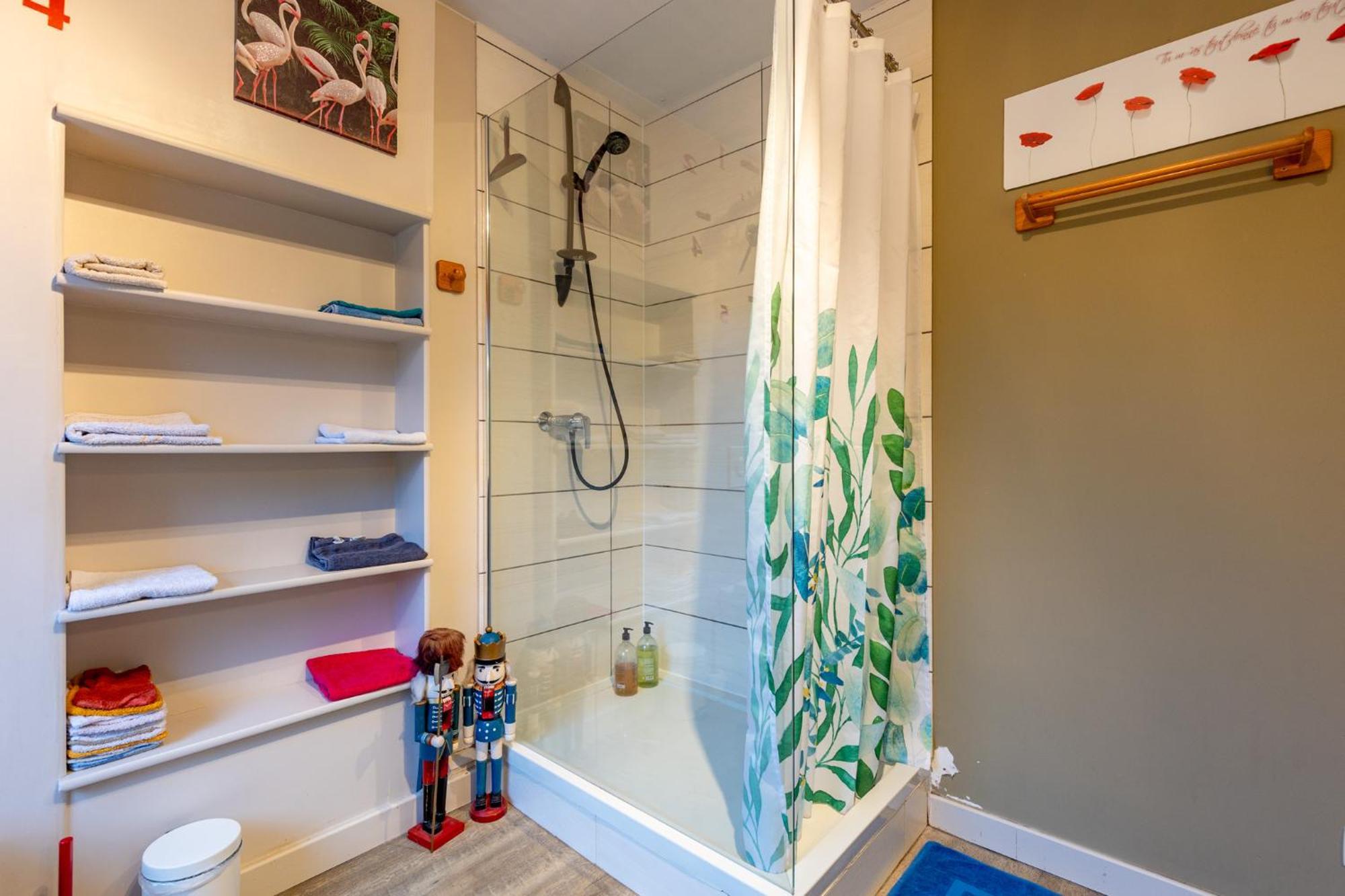 Claire De Meuse Cozy Quiet Rooms For Green Sport And Rest Anhee Exterior photo