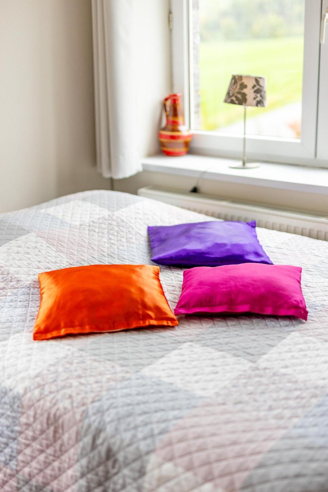 Claire De Meuse Cozy Quiet Rooms For Green Sport And Rest Anhee Exterior photo